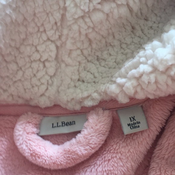 L.L.Bean pink plush fleece long robe. - Picture 3 of 4
